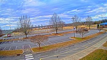 Weather camera view of Cloverleaf ES.