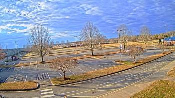 Weather camera view of Cloverleaf ES.