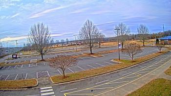 Weather camera view of Cloverleaf ES.