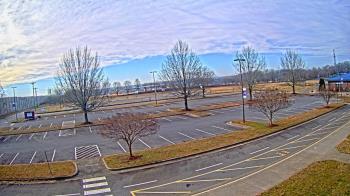 Weather camera view of Cloverleaf ES.