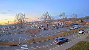 Weather camera view of Cloverleaf ES.