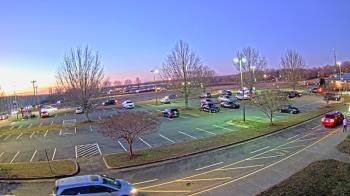 Weather camera view of Cloverleaf ES.