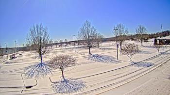 Weather camera view of Cloverleaf ES.