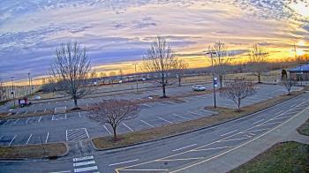 Weather camera view of Cloverleaf ES.