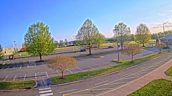 Weather camera view of Cloverleaf ES.