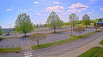 Weather camera view of Cloverleaf ES.