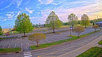 Weather camera view of Cloverleaf ES.