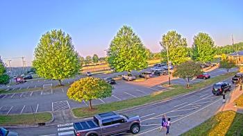 Weather camera view of Cloverleaf ES.