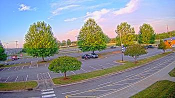 Weather camera view of Cloverleaf ES.