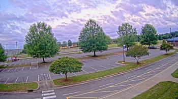Weather camera view of Cloverleaf ES.
