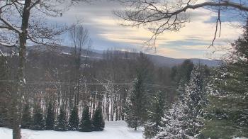 Weather camera view of Sky Valley Lodge.