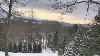 Weather camera view of Sky Valley Lodge.