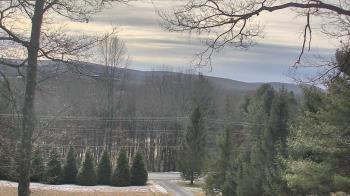 Weather camera view of Sky Valley Lodge.