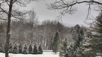 Weather camera view of Sky Valley Lodge.