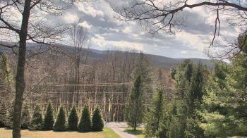 Weather camera view of Sky Valley Lodge.