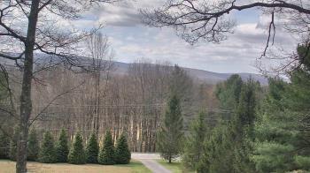 Weather camera view of Sky Valley Lodge.