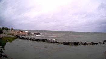 Weather camera view of Outer Island  (Thimble Island Group).