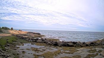 Weather camera view of Outer Island  (Thimble Island Group).