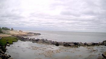 Weather camera view of Outer Island  (Thimble Island Group).
