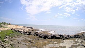 Weather camera view of Outer Island (Thimble Island Group).
