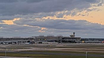 Weather camera view of Renaissance Tampa International Plaza Hotel.