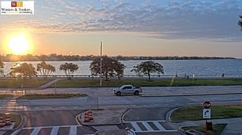 Weather camera view of Winter & Yonker P.A..