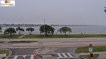 Weather camera view of Winter & Yonker P.A..