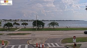 Weather camera view of Winter & Yonker P.A..