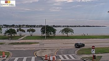 Weather camera view of Winter & Yonker P.A..