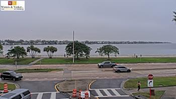 Weather camera view of Winter & Yonker P.A..