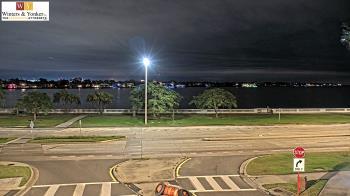 Weather camera view of Winter & Yonker P.A..