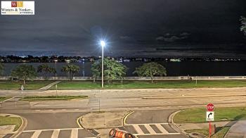 Weather camera view of Winter & Yonker P.A..