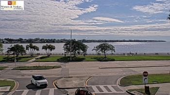 Weather camera view of Winter & Yonker P.A..