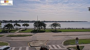 Weather camera view of Winter & Yonker P.A..