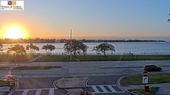 Weather camera view of Winter & Yonker P.A..