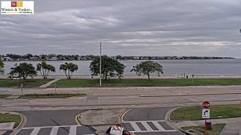 Weather camera view of Winter & Yonker P.A..