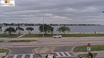 Weather camera view of Winter & Yonker P.A..