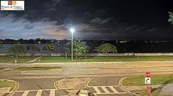 Weather camera view of Winter & Yonker P.A..