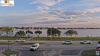 Weather camera view of Winter & Yonker P.A..