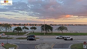 Weather camera view of Winter & Yonker P.A..