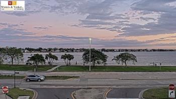 Weather camera view of Winter & Yonker P.A..