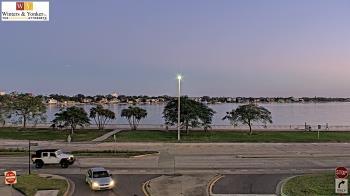 Weather camera view of Winter & Yonker P.A..