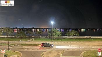 Weather camera view of Winter & Yonker P.A..