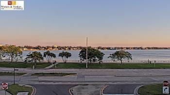 Weather camera view of Winter & Yonker P.A..