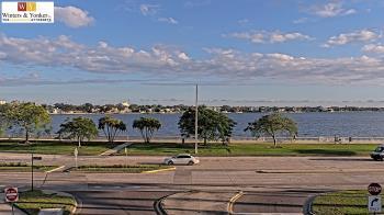 Weather camera view of Winter & Yonker P.A..