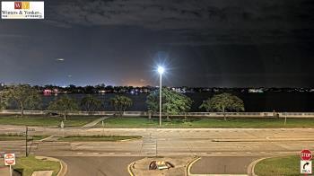 Weather camera view of Winter & Yonker P.A..