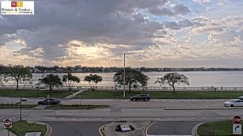 Weather camera view of Winter & Yonker P.A..