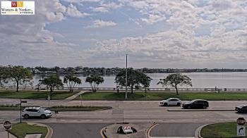 Weather camera view of Winter & Yonker P.A..