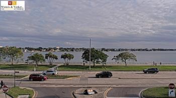 Weather camera view of Winter & Yonker P.A..