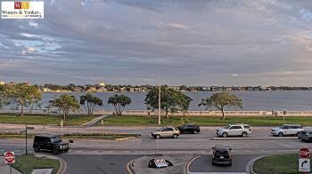 Weather camera view of Winter & Yonker P.A..